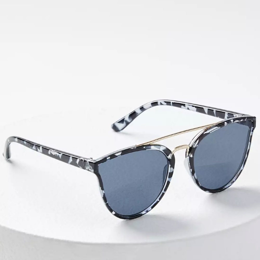 Loft metal bar cat eye sunglasses nwt blue